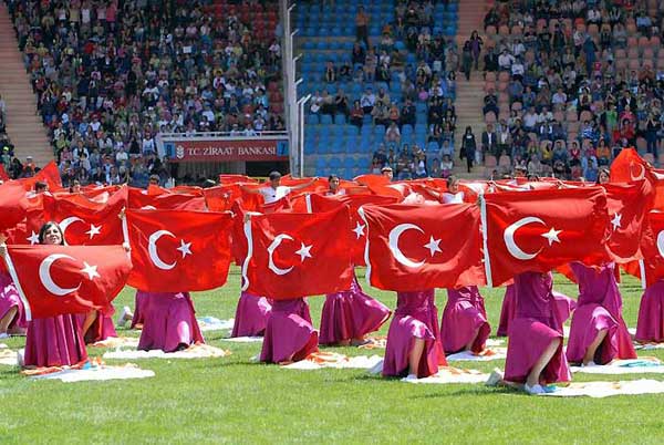 19 Mayıs Atatürk'ü Anma ve Spor Bayramı Kutlama